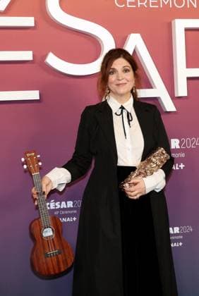 Photocall des laurÃ ats (press room) lors de la 49eme Ã dition de la cÃ rÃ monie des CÃ sar Ã l?Olympia Ã Paris Agnes Jaoui, CÃ sar d honneur - Photocall des laurÃ ats (press room) lors de la 49eme Ã dition de la cÃ rÃ monie des CÃ sar Ã l?Olympia Ã Paris le 23 fÃ vrier 2024 Dominique Jacovides Olivier Borde Bestimage Press room during 49th Cesar Film Awards at L Olympia on February 23, 2024 in Paris Paris France  Copyright: xBORDE-JACOVIDESx xBESTIMAGExBORDE-JACOVIDESx xBESTIMAGEx