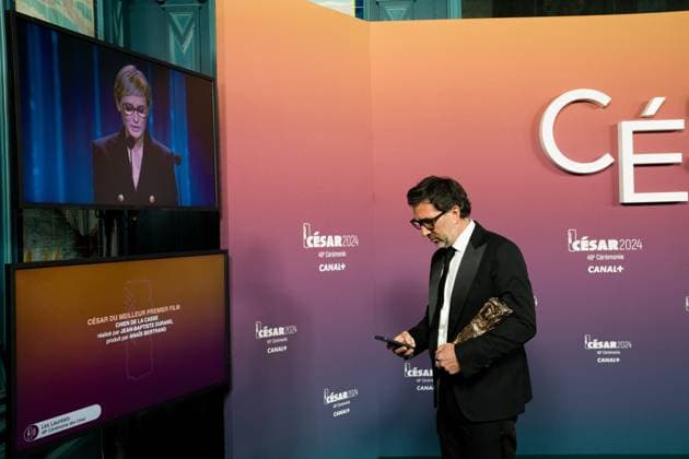 49eme ceremonie des CESAR - Salle de presse Phtocall des laureats. 49th CESAR ceremony awards. Photocall of winners : Stephane Taillasson (meilleur decor) 302003 2024-02-24 Olympia  Copyright: xIvankaxVoisinx xStarfacex STAR_302003_009