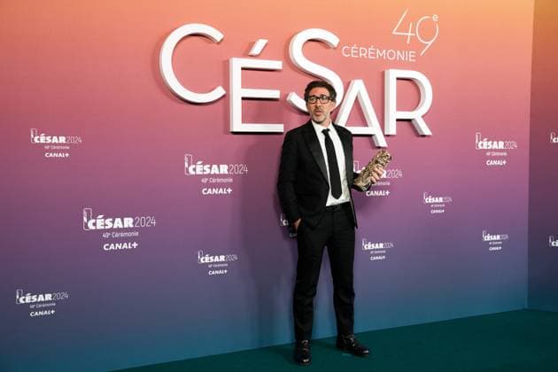 49eme ceremonie des CESAR - Salle de presse Phtocall des laureats. 49th CESAR ceremony awards. Photocall of winners : Stephane Taillasson (meilleur decor) 302003 2024-02-24 Olympia  Copyright: xIvankaxVoisinx xStarfacex STAR_302003_011