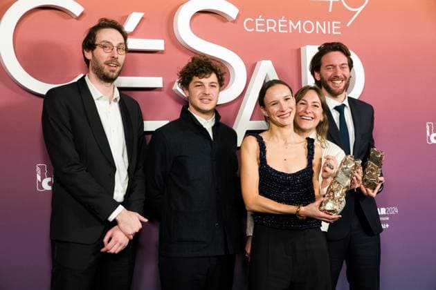 49eme ceremonie des CESAR - Salle de presse Phtocall des laureats. 49th CESAR ceremony awards. Photocall of winners : Mathilde Bedouet , Ninon Chapuis, Thibault de Gantes, Lucas Le Postec, Simon Ingelaere 302003 2024-02-24 Olympia  Copyright: xIvankaxVoisinx xStarfacex STAR_302003_024