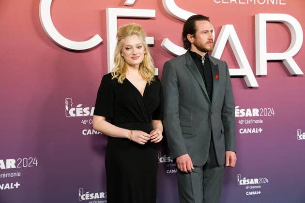 49eme ceremonie des CESAR - Salle de presse Phtocall des laureats. 49th CESAR ceremony awards. Photocall of winners : 302003 2024-02-24 Olympia Bouillon, Bastien; Tereszkiewicz, Nadia  Copyright: xIvankaxVoisinx xStarfacex STAR_302003_026