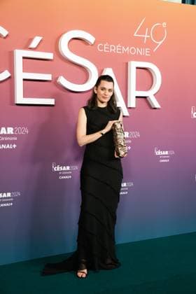 49eme ceremonie des CESAR - Salle de presse Phtocall des laureats. 49th CESAR ceremony awards. Photocall of winners : Ella Rumpf 302003 2024-02-24 Olympia  Copyright: xIvankaxVoisinx xStarfacex STAR_302003_032