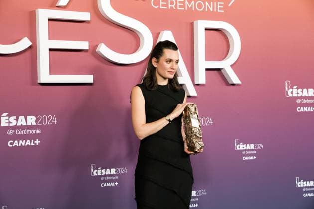 49eme ceremonie des CESAR - Salle de presse Phtocall des laureats. 49th CESAR ceremony awards. Photocall of winners : Ella Rumpf 302003 2024-02-24 Olympia  Copyright: xIvankaxVoisinx xStarfacex STAR_302003_034
