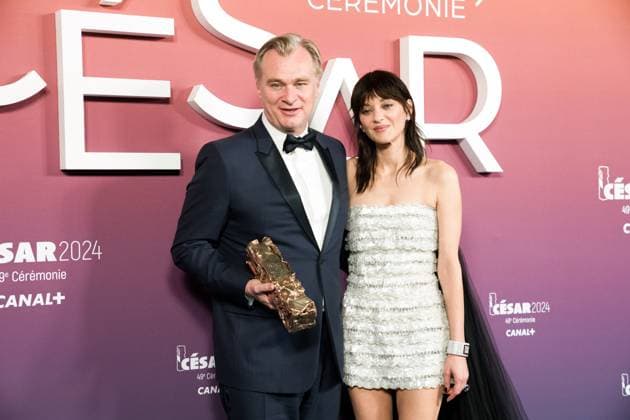 49eme ceremonie des CESAR - Salle de presse Phtocall des laureats. 49th CESAR ceremony awards. Photocall of winners : Christopher Nolan et Marion Cotillard 302003 2024-02-24 Olympia  Copyright: xIvankaxVoisinx xStarfacex STAR_302003_044