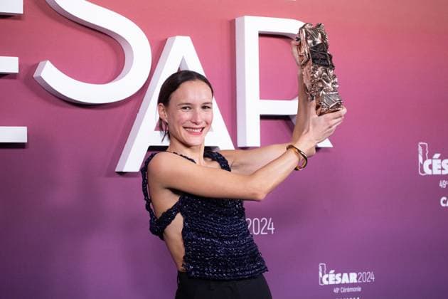 49eme ceremonie des CESAR - Salle de presse Phtocall des laureats. 49th CESAR ceremony awards. Photocall of winners : Mathilde Bedouet 302003 2024-02-23 Olympia  Copyright: xIvankaxVoisinx xStarfacex STAR_302003_120