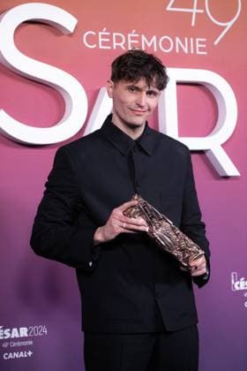 49eme ceremonie des CESAR - Salle de presse Phtocall des laureats. 49th CESAR ceremony awards. Photocall of winners : Raphael Quenard 302003 2024-02-23 Olympia  Copyright: xIvankaxVoisinx xStarfacex STAR_302003_124