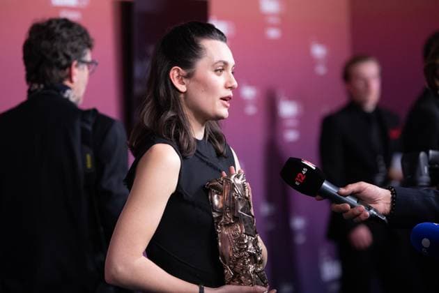 49eme ceremonie des CESAR - Salle de presse Phtocall des laureats. 49th CESAR ceremony awards. Photocall of winners : Ella Rumpf 302003 2024-02-23 Olympia  Copyright: xIvankaxVoisinx xStarfacex STAR_302003_137