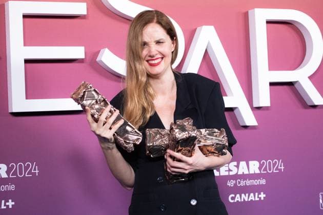 49eme ceremonie des CESAR - Salle de presse Phtocall des laureats. 49th CESAR ceremony awards. Photocall of winners : Justine Triet 302003 2024-02-24 Olympia  Copyright: xIvankaxVoisinx xStarfacex STAR_302003_197