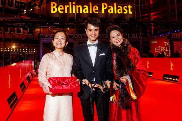 Berlinale Closing and Award Ceremony Pham Ngoc Lan and Minh Chau at the Berlinale Closing and Award Ceremony in the Berlinale Palast on the occasion of the 74th Berlin International Film Festival on 22 02 2024 Copyright: xEventpressxKochanx