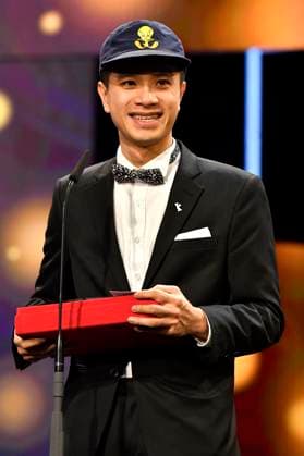 Pham Ngoc Lan with the GWFF Award Best First Feature 2024 for Cu Li Never Cries at the Closing Ceremony with Award Ceremony at the Berlinale 2024 74 Berlin International Film Festival at the Berlinale Palast Berlin, 24 02 2024 Foto:xN.xKubelkax xFuturexImagex preisverleihung_4360