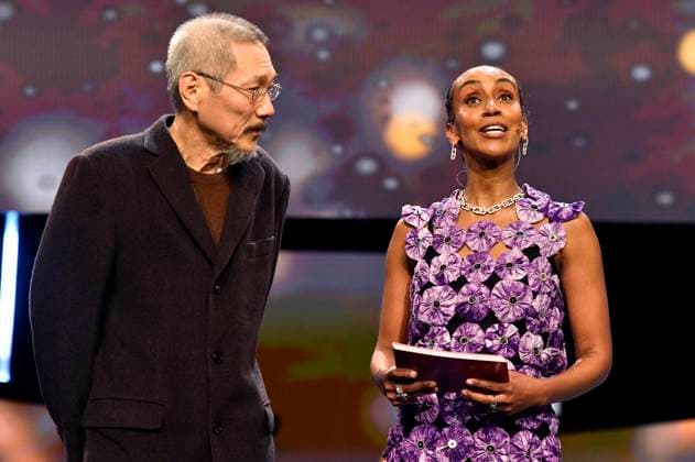 Hong Sang soo and Hadnet Tesfai at the Closing Ceremony with Award Ceremony at the Berlinale 2024 74 Berlin International Film Festival at the Berlinale Palast Berlin, 24 02 2024 Foto:xN.xKubelkax xFuturexImagex preisverleihung_4389