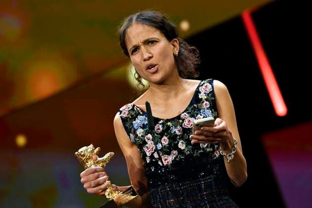 Mati Diop with the Golden Bear for Best Film Dahomey at the Closing Ceremony and Award Ceremony at the Berlinale 2024 74 Berlin International Film Festival at the Berlinale Palast Berlin, 24 02 2024 Foto:xN.xKubelkax xFuturexImagex preisverleihung_4396
