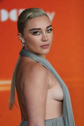 RECORD DATE NOT STATED Florence Pugh at arrivals for DUNE 2 Premiere, Josie Robertson Plaza at Lincoln Center, New York, NY, February 25, 2024. Photo By: Kristin Callahan Everett Collection DUNE 2 Premiere PUBLICATIONXNOTxINxCANxCHNxFRAxITAxJPNxNORxPOLxRUSxESPxUKxUSA