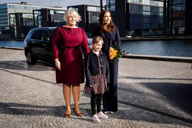 Queen Mary is received by Education and Research Minister Christina Egelund M and flower girl Lily upon arrival at the EliteForsk awards ceremony in Den Sorte Diamant in Copenhagen, Monday 26 February 2024 The Ministry of Education and Research annually awards EliteForsk awards to the leading  Copyright: RitzauxScanpix IdaxMariexOdgaardx COP15783 spdk20240226-162828-L