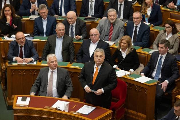 News Themen der Woche KW09 News Bilder des Tages (240226) -- BUDAPEST, Feb. 26, 2024 -- Hungarian Prime Minister Viktor Orban (R, Front) speaks during the spring session of the Hungarian parliament in Budapest, Hungary, on Feb. 26, 2024. Hungary s lawmakers on Monday approved a bill on Sweden s bid to join the North Atlantic Treaty Organization (NATO). (Photo by Xinhua) HUNGARY-BUDAPEST-PARLIAMENT-SWEDEN S NATO BID-APPROVAL AttilaxVolgyi 