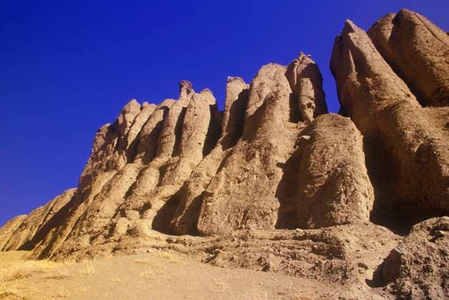 Hoodoos in Churn Creek Canyonlands  Copyright: x AllCanadaPhotos.comx 1990-28687