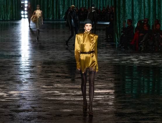 PARIS FASHION WEEK WOMEN WEAR FALL WINTER 24-25 SAINT LAURENT sylvie lefort MAXPPP - 27 02 2024 @sylvie Lefort Photography MAXPPP 27 02 2024 Models present creations from the Fall Winter 2024 25 Women wear collection by SAINT LAURENT – Directeur Artistique Anthony Vaccarello during the Paris Fashion Week, in Paris, France 26th february 2024. The presentation of the Women’s collections runs from 27th february to 5th March  Copyright: xMAXPPPxsylviexlefortx LFR202402282571 LFR202402282571