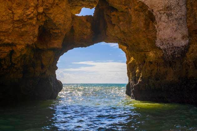 Portugal, Algarve, Lagos, Ponta da Piedade grotto, ABOF00956