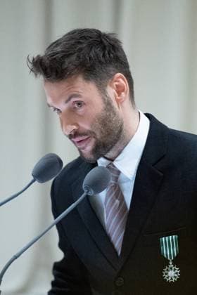 PFW Simon Jacquemus Medal Ceremony Simon Jacquemus attending the Simon Jacquemus Chevalier de l ordre des Arts et des Lettres Medal Ceremony as part of Paris Fashion Week in Paris, France on March 02, 2024. Photo by Aurore Marechal ABACAPRESS.COM Paris France  Copyright: xMarechalxAurore ABACAx