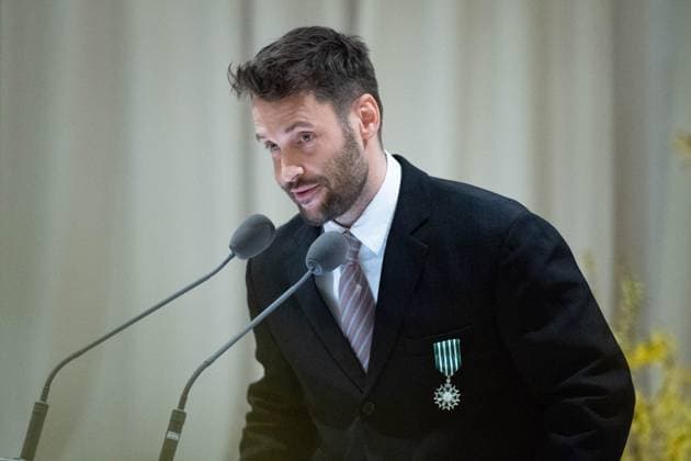 PFW Simon Jacquemus Medal Ceremony Simon Jacquemus attending the Simon Jacquemus Chevalier de l ordre des Arts et des Lettres Medal Ceremony as part of Paris Fashion Week in Paris, France on March 02, 2024. Photo by Aurore Marechal ABACAPRESS.COM Paris France  Copyright: xMarechalxAurore ABACAx