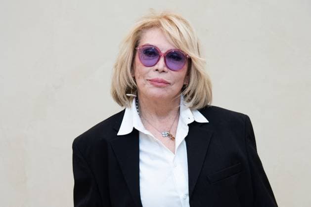 PFW Simon Jacquemus Medal Photocall Amanda Lear attending the Simon Jacquemus Chevalier de l ordre des Arts et des Lettres Medal Ceremony as part of Paris Fashion Week in Paris, France on March 02, 2024. Photo by Aurore Marechal ABACAPRESS.COM Paris France  Copyright: xMarechalxAurore ABACAx