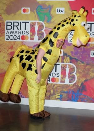 BRIT Awards 2024 at The O2 Arena in London, UK - 02 Mar 2024 Rob Beckett attends the BRIT Awards 2024 at The O2 Arena. London United Kingdom Copyright: xFredxDuvalx xSOPAxImagesx FDbritawards40