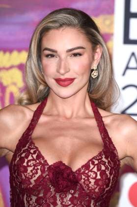 Zara McDermott at the presentation of the 44 BRIT Awards 2023 at the O2 Arena London, 02 03 2024 Foto:xS.xVasx xFuturexImagex brit_awards_4328