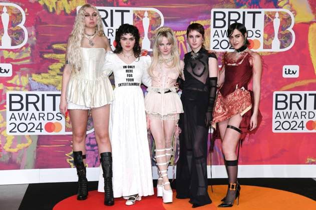 Georgia Davies, Abigail Morris, Emily Roberts, Lizzie Mayland and Aurora Nishevci from The Last Dinner Party at the 44 BRIT Awards 2023 at the O2 Arena London, 02 03 2024 Foto:xS.xVasx xFuturexImagex brit_awards_4423