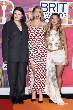 Venbee, Caity Baser and Charlotte Plank at the 44 BRIT Awards 2023 at the O2 Arena London, 02 03 2024 Foto:xS.xVasx xFuturexImagex brit_awards_4468