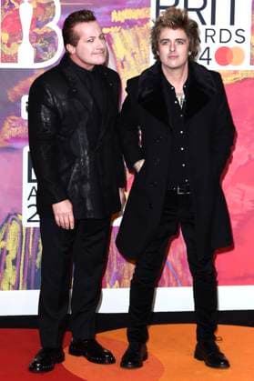 Tre Cool, Billie Joe Armstrong from Green Day at the 44 BRIT Awards 2023 at the O2 Arena London, 02 03 2024 Foto:xS.xVasx xFuturexImagex brit_awards_4687