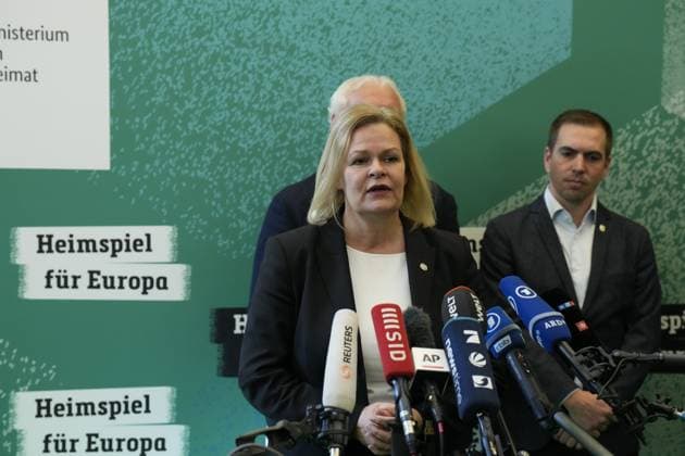 100 days before the kick-off of UEFA EURO 2024 100 days before the kick-off of UEFA EURO 2024 Sports and Interior Minister Nancy Faeser invites you to a countdown event at the Federal Ministry of the Interior and for Home Affairs With DFB Sports Director Rudi Völler, Tournament Director of UEFA EURO 2024 Philipp Lahm and Tournament Ambassador Celia äaöic Berlin Berlin GER