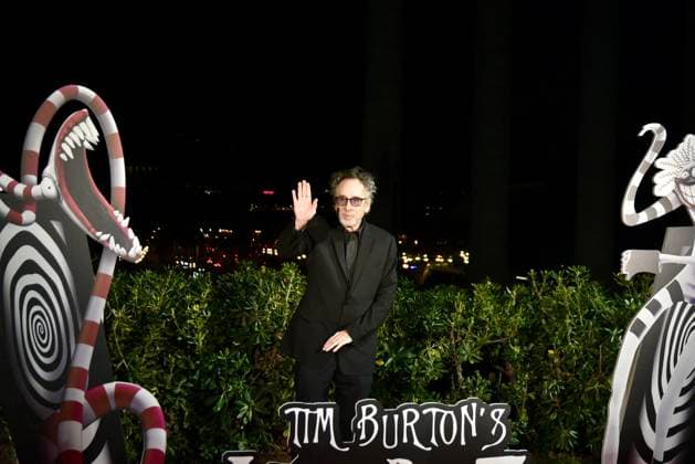 Entertainment Themen der Woche KW10 Entertainment Bilder des Tages Tim Burton s Labyrinth Exhibition - Barcelona Director Tim Burton poses during the photocall of the exhibition Tim Burton s Labyrinth , at the Victoria Eugenia Palace, March 7, 2024, in Barcelona, Catalonia (Spain). The immersive exhibition Tim Burton s Labyrinth , created by the production company LETSGO from original sketches donated by the filmmaker and cartoonist, opens in Barcelona tomorrow, March 8, and can be visited until June 16. Photo by David Oller Europa Press ABACAPRESS.COM Barcelona Spain  Copyright: xEuropaxPress ABACAx