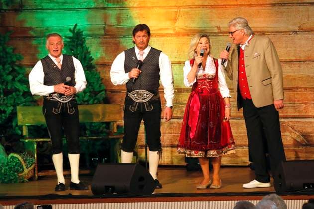 The Ladins and Marianne Michael at the Kings of Folk Music concert Marianne Michaels farewell tour in the Zerbst town hall, 07 03 2024 Foto:xR.xStoffelsx xFuturexImagex volksmusik_4337