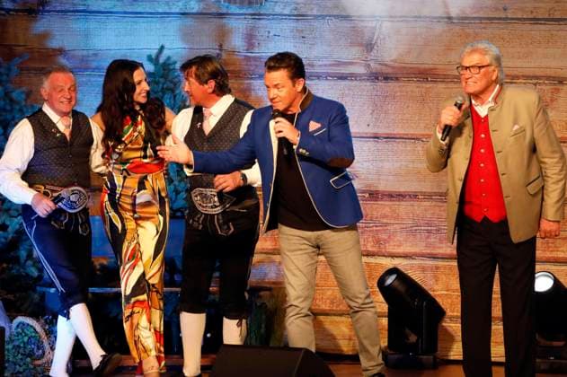 Die Ladiner, Anita Hofmann, Stefan Mross and Michael Hartl at the Könige der Volksmusik concert Marianne Michaels farewell tour in the Zerbst town hall, 07 03 2024 Foto:xR.xStoffelsx xFuturexImagex volksmusik_4344