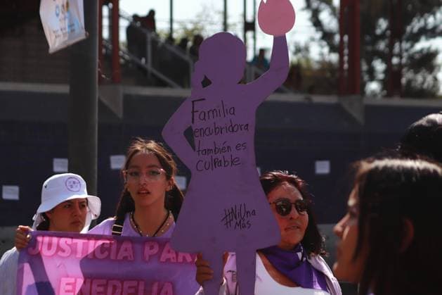 March 8, 2024 in Mexico City, Mexico: A woman reacts while take part during the closing Zaragoza Avenue within the framework of International Women s Day. on March 8, 2024. in Mexico City, Mexico. Mexico City Mexico - ZUMAe321 20240308_zia_e321_010 Copyright: xCarlosxSantiagox
