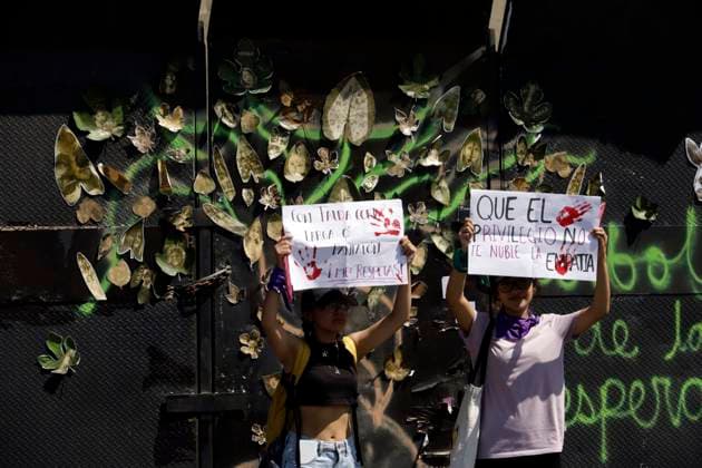 March 8, 2024, Mexico City, Mexico: Women hold placards while take part during International Women s Day demonstration to protest agains femicides. hundreds of women join protests around the world to commemorate International Women Day. on March 8, 2024 in Mexico City, Mexico Mexico City Mexico - ZUMAe321 20240308_zia_e321_048 Copyright: xLuisxBarronx