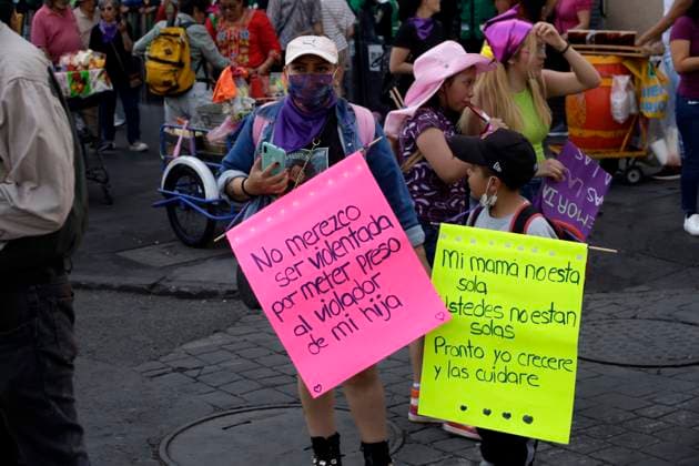 March 8, 2024, Mexico City, Mexico: Women take part during International Women s Day demonstration to protest agains femicides. hundreds of women join protests around the world to commemorate International Women Day. on March 8, 2024 in Mexico City, Mexico Mexico City Mexico - ZUMAe321 20240308_zia_e321_050 Copyright: xLuisxBarronx