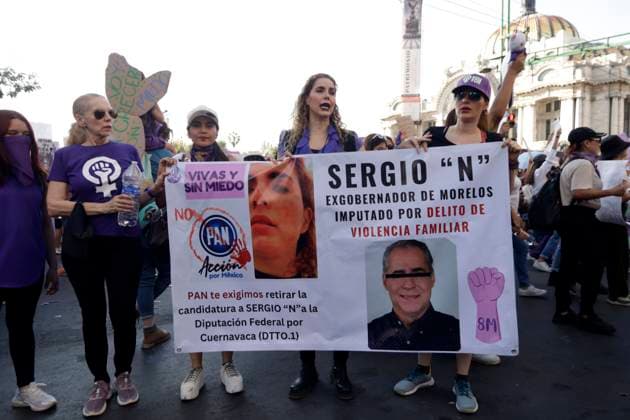 March 8, 2024, Mexico City, Mexico: Women take part during International Women s Day demonstration to protest agains femicides. hundreds of women join protests around the world to commemorate International Women Day. on March 8, 2024 in Mexico City, Mexico Mexico City Mexico - ZUMAe321 20240308_zia_e321_059 Copyright: xLuisxBarronx