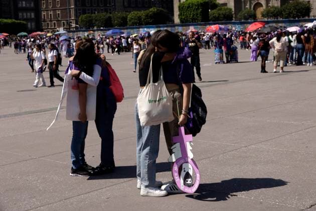 March 8, 2024, Mexico City, Mexico: Women take part during International Women s Day demonstration to protest agains femicides. hundreds of women join protests around the world to commemorate International Women Day. on March 8, 2024 in Mexico City, Mexico Mexico City Mexico - ZUMAe321 20240308_zia_e321_056 Copyright: xLuisxBarronx