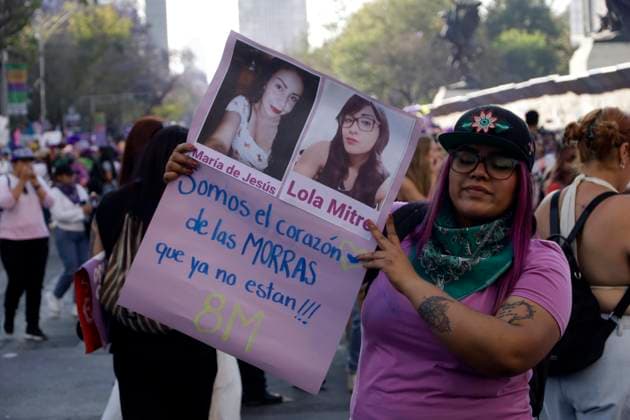 March 8, 2024, Mexico City, Mexico:A womanholds a placard during International Women s Day demonstration to protest agains femicides. hundreds of women join protests around the world to commemorate International Women Day. on March 8, 2024 in Mexico City, Mexico Mexico City Mexico - ZUMAe321 20240308_zia_e321_063 Copyright: xLuisxBarronx