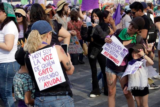 March 8, 2024, Mexico City, Mexico: Women take part during International Women s Day demonstration to protest agains femicides. hundreds of women join protests around the world to commemorate International Women Day. on March 8, 2024 in Mexico City, Mexico Mexico City Mexico - ZUMAe321 20240308_zia_e321_064 Copyright: xLuisxBarronx