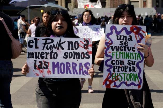 March 8, 2024, Mexico City, Mexico: Women take part during International Women s Day demonstration to protest agains femicides. hundreds of women join protests around the world to commemorate International Women Day. on March 8, 2024 in Mexico City, Mexico Mexico City Mexico - ZUMAe321 20240308_zia_e321_072 Copyright: xLuisxBarronx