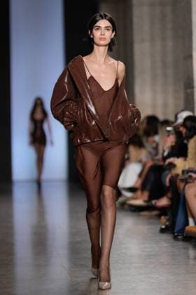 Lisbon Fashion Week in Lisboa, Portugal - 09 Mar 2024 A model walks the runway during the Goncalo Peixoto fashion show at ModaLisboa For Good, Lisbon Fashion Week in Lisboa. Lisbon Portugal Copyright: xBrunoxdexCarvalhox xSOPAxImagesx brunodecarvalho_modalisboaforgood-5319