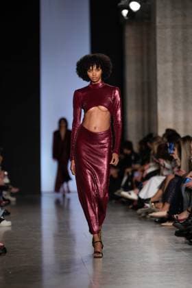 Lisbon Fashion Week in Lisboa, Portugal - 09 Mar 2024 A model walks the runway during the Goncalo Peixoto fashion show at ModaLisboa For Good, Lisbon Fashion Week in Lisboa. Lisbon Portugal Copyright: xBrunoxdexCarvalhox xSOPAxImagesx brunodecarvalho_modalisboaforgood-5428