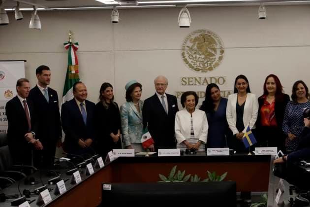 Swedish Royals Visit Mexico - Day 1 March 12, 2024, Mexico City, Mexico: Swedish Queen Silvia, Swedish King Carl XVI Gustaf, Swedish Minister for International Development Cooperation and Foreign Trade Johan Forssell and President of the Mexican Senate, Ana Lilia Rivera during a press conference after signing agreement ceremony on the first day of the Swedish State visit to Mexico at Mexican Senate. on March 12, 2024 in Mexico City, Mexico. (Photo by Luis Barron Eyepix Group) Copyright: xLuisxBarron xEyepixxGroupx LB_11032024_114113