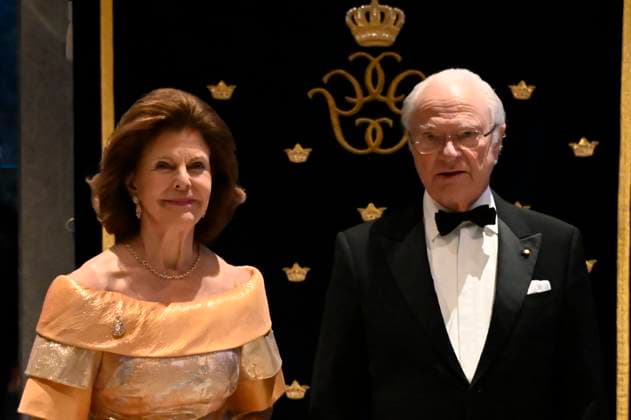 Swedish Royals Visit Mexico - Day 1 March 12, 2024, Mexico City, Mexico: Swedish Queen Silvia and Swedish King Carl XVI Gustaf pose for photos during a banquet as part of their welcoming on the first day of the Swedish State visit to Mexico at the National Palace. on March 12, 2024 in Mexico City, Mexico. (Photo by Carlos Tischler Eyepix Group ABACAPRESS.COM) Mexico City Mexico  Copyright: xTischlerxCarlos Eyepix ABACAx