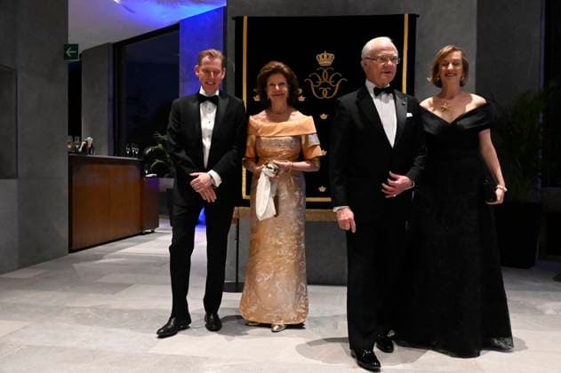 Swedish Royals Visit Mexico - Day 1 March 12, 2024, Mexico City, Mexico: Swedish Queen Silvia and Swedish King Carl XVI Gustaf pose for photos during a banquet as part of their welcoming on the first day of the Swedish State visit to Mexico at the National Palace. on March 12, 2024 in Mexico City, Mexico. (Photo by Carlos Tischler Eyepix Group ABACAPRESS.COM) Mexico City Mexico  Copyright: xTischlerxCarlos Eyepix ABACAx
