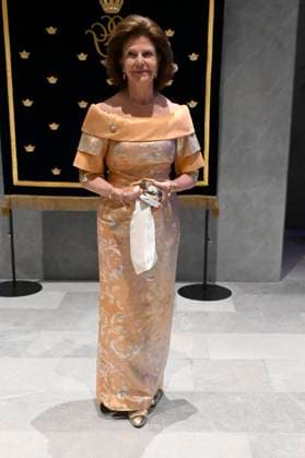 Swedish Royals Visit Mexico - Day 1 March 12, 2024, Mexico City, Mexico: Swedish Queen Silvia poses for photos during a banquet as part of their welcoming on the first day of the Swedish State visit to Mexico at the National Palace. on March 12, 2024 in Mexico City, Mexico. (Photo by Carlos Tischler Eyepix Group ABACAPRESS.COM) Mexico City Mexico  Copyright: xTischlerxCarlos Eyepix ABACAx