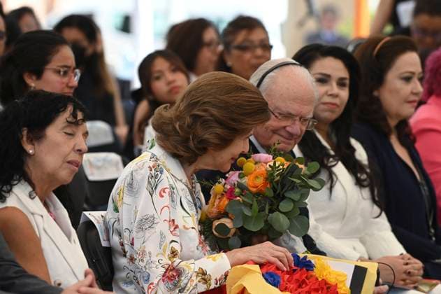 Swedish Royals Visit Mexico - Day 2 March 13, 2024, Mexico City, Mexico: Swedish Queen Silvia and Swedish King Carl XVI Gustaf during their visit to the SOS Children?s Villages on the second day of the Swedish State visit to Mexico. on March 13, 2024 in Mexico City, Mexico. (Photo by Carlos Tischler Eyepix Group ABACAPRESS.COM) Mexico City Mexico  Copyright: xTischlerxCarlos Eyepix ABACAx
