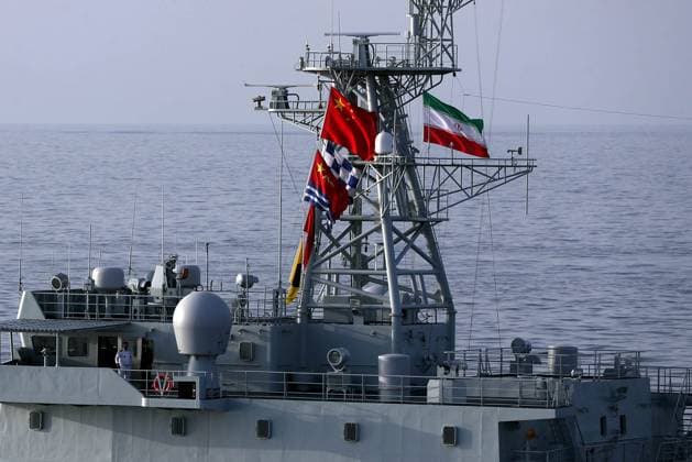Golf von Oman, Marine-Manöver von China, Russland und Iran March 13, 2024, Undefined, Iran: Iranian, Russian, and Chinese warships conducted the â€oePhoto Ex†exercise and offensive formations in Iran s territorial waters during a joint military drill in southern Iran. The new warships of the Islamic Revolution Guards Corps (IRGC) have participated in a joint naval drill in the Indian Ocean. Naval forces from Iran, Russia, and China have jointly launched the ongoing drill, known as â€oeMarine Security Belt 2024â€Â. Martyr Mahmoudi warship, Martyr Soleimani combat patrol vessel, Martyr Abu Mahdi al-Muhandis warship, Martyr Tavvasoli frigate, and IRGC Navy helicopters are present in the exercise. Undefined Iran - ZUMAi98_ 20240313_zih_i98_013 Copyright: xIranianxArmyxOfficex